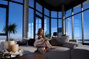 Giyotin Cam Balkon Nedir